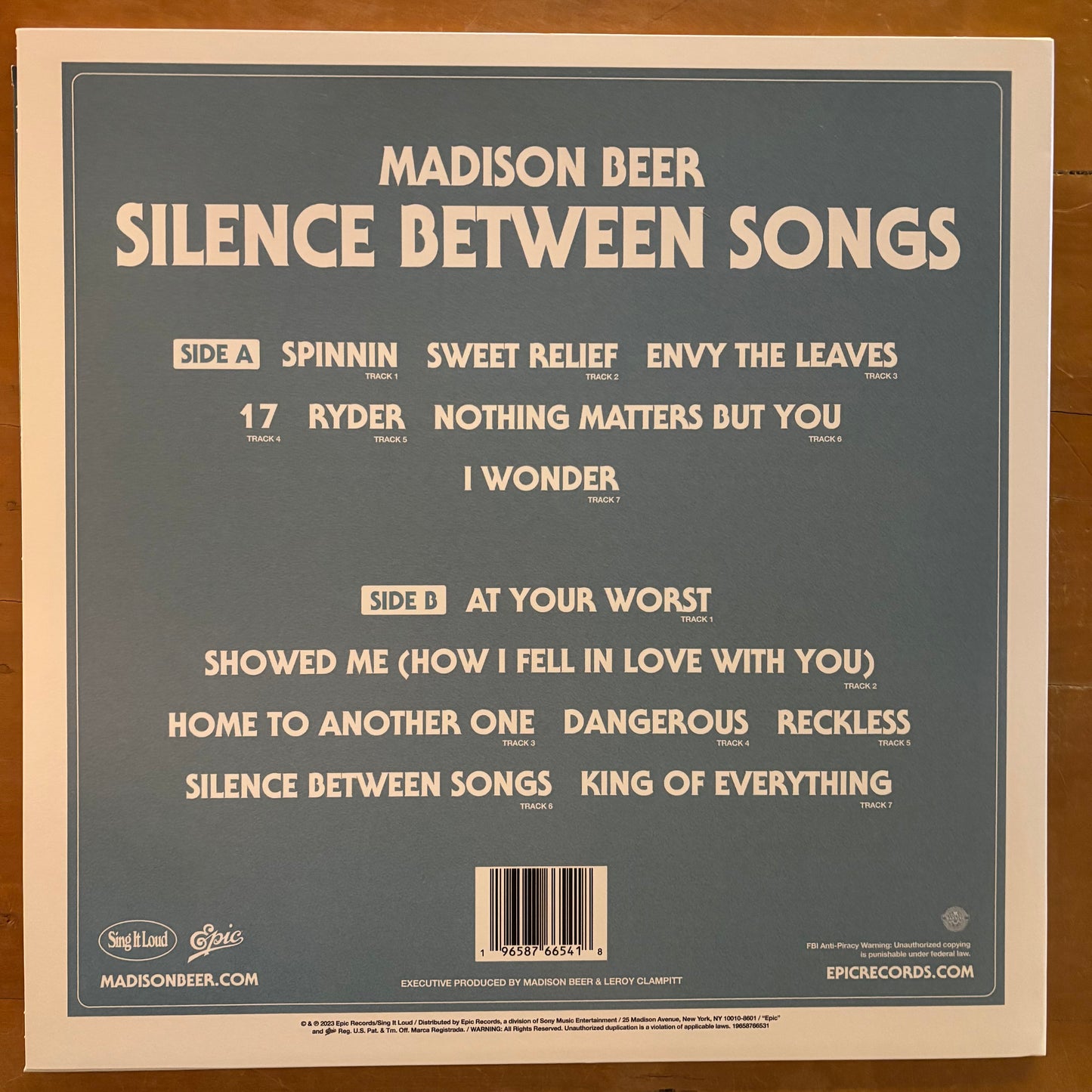 Madison Beer - Silence Between Songs