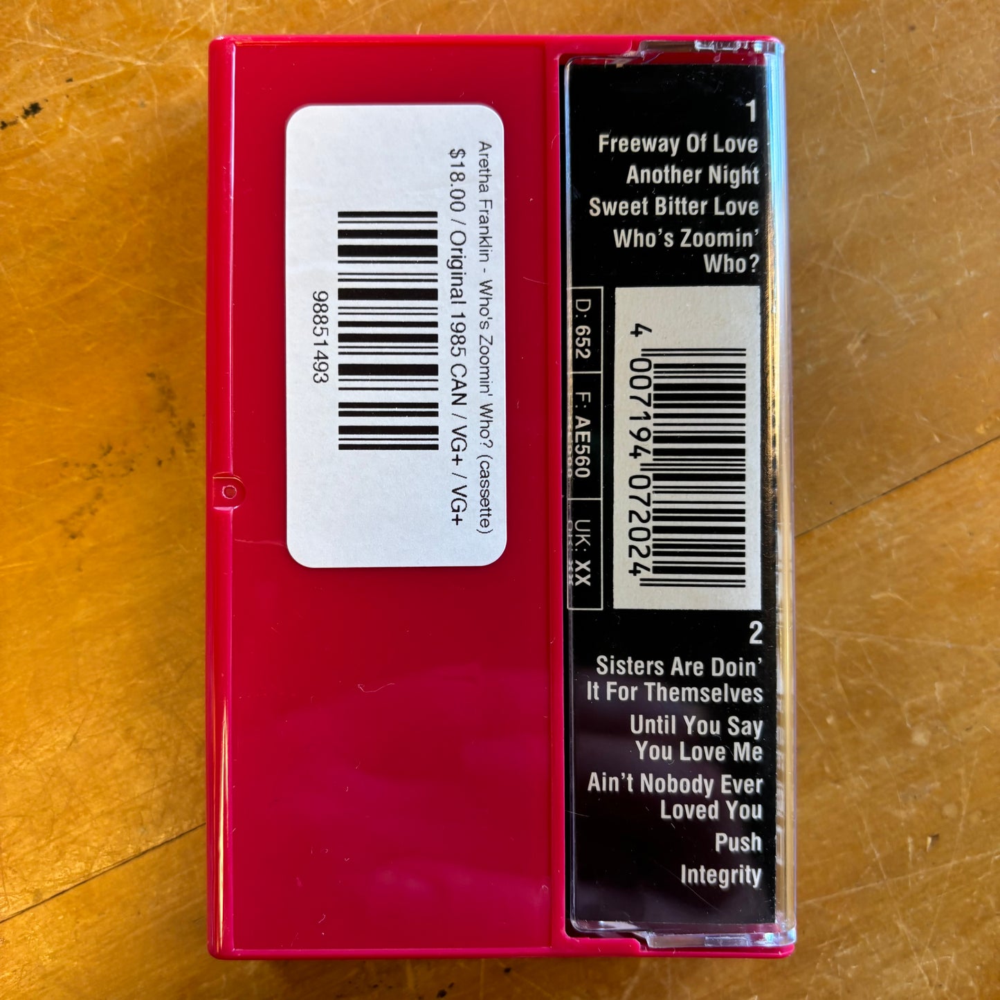 Aretha Franklin - Who's Zoomin' Who? (cassette)