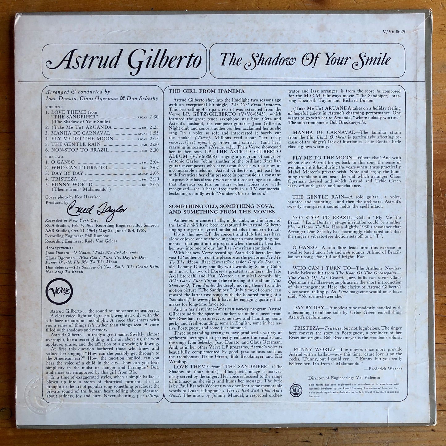 Astrud Gilberto - The Shadow Of Your Smile