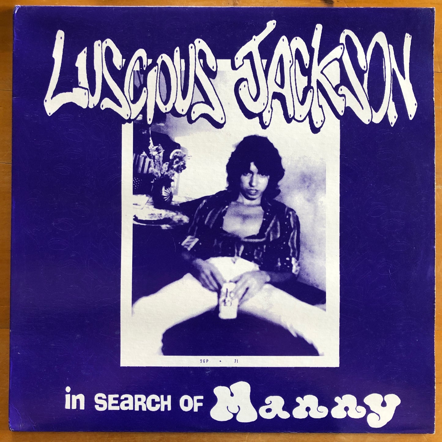 Luscious Jackson - In Search Of Manny