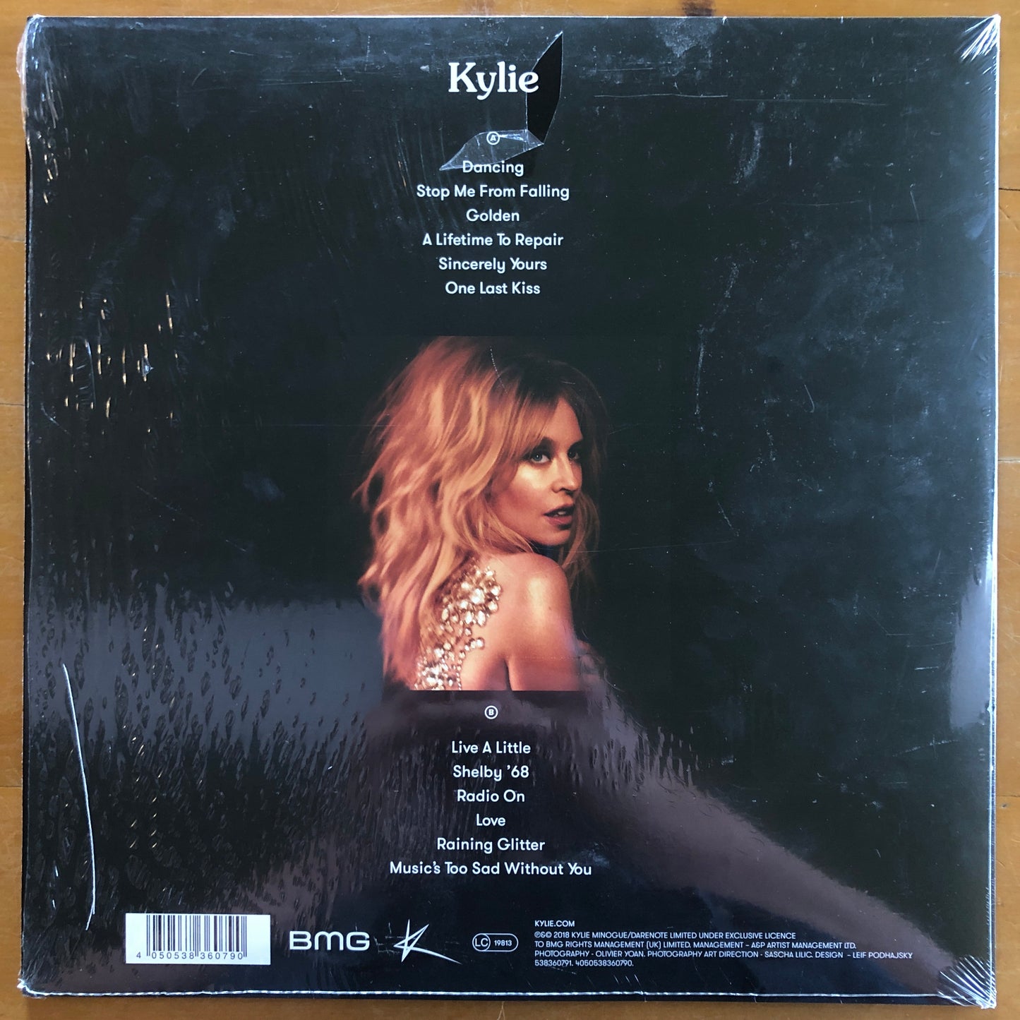 Kylie Minogue - Golden