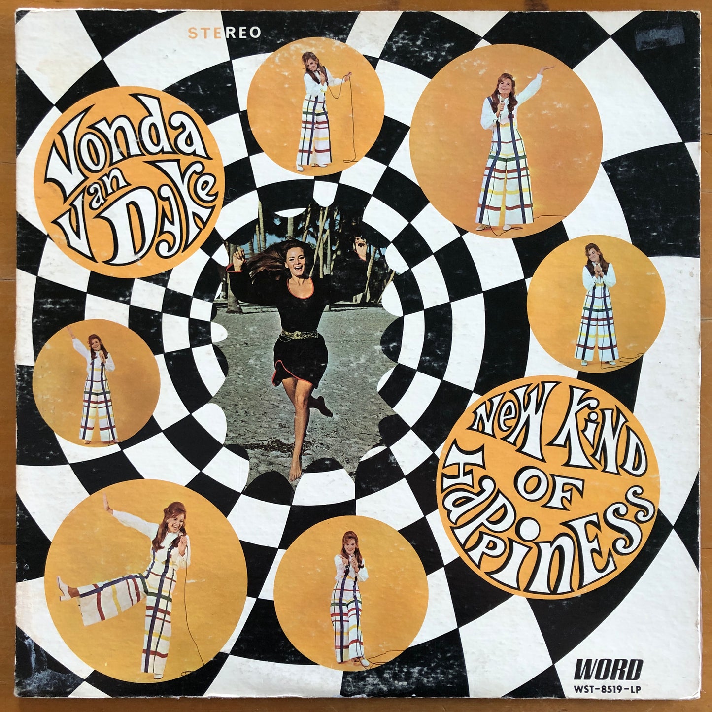 Vonda van Dyke - New Kind of Happiness