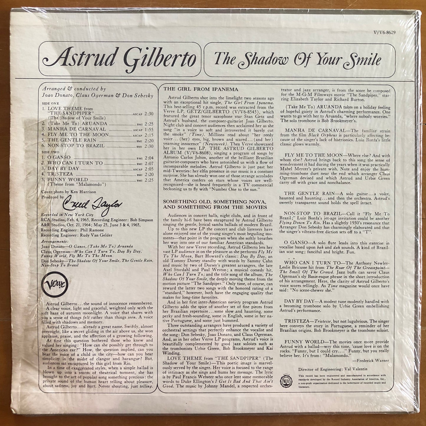 Astrud Gilberto - The Shadow Of Your Smile