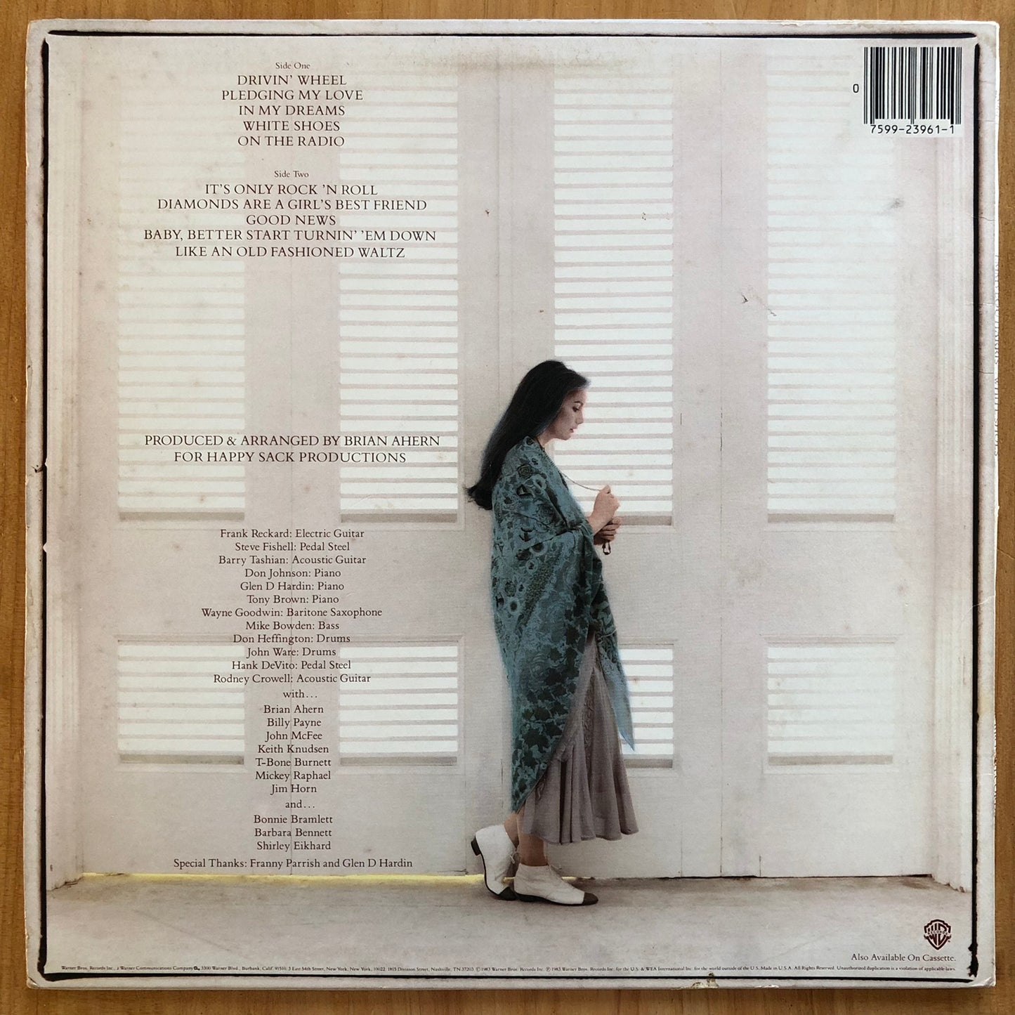 Emmylou Harris - White Shoes