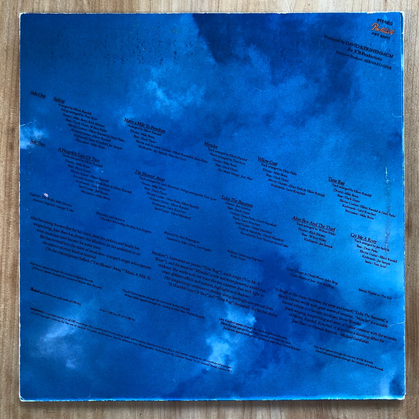 Joan Baez - Blowin' Away