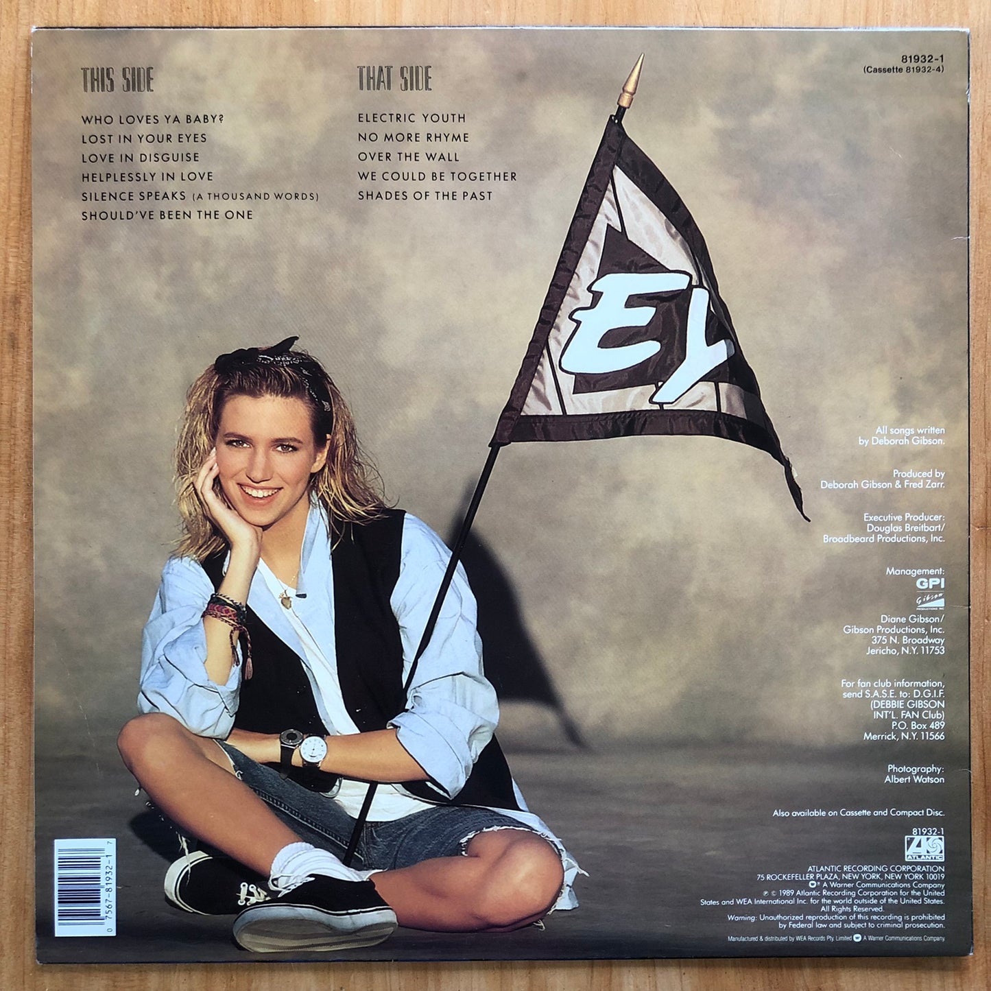 Debbie Gibson - Electric Youth