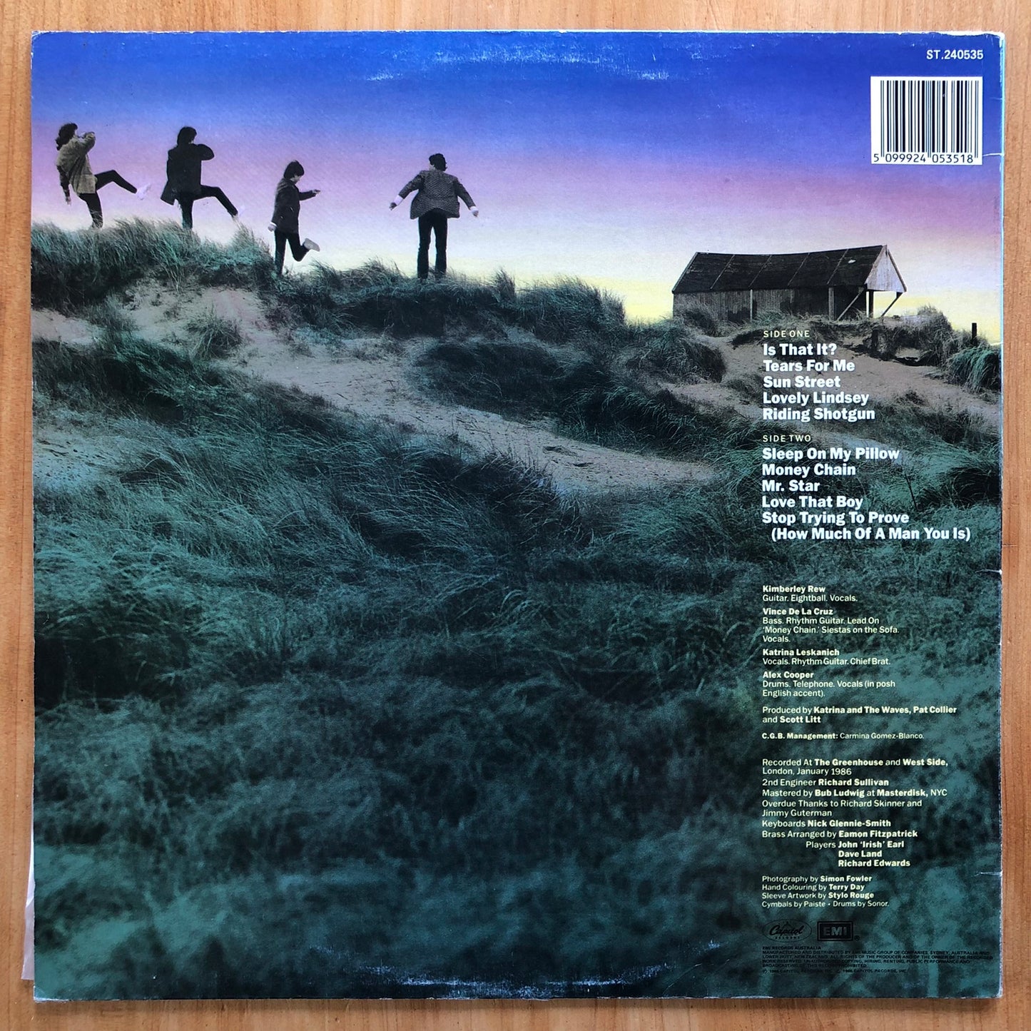 Katrina and the Waves - Waves