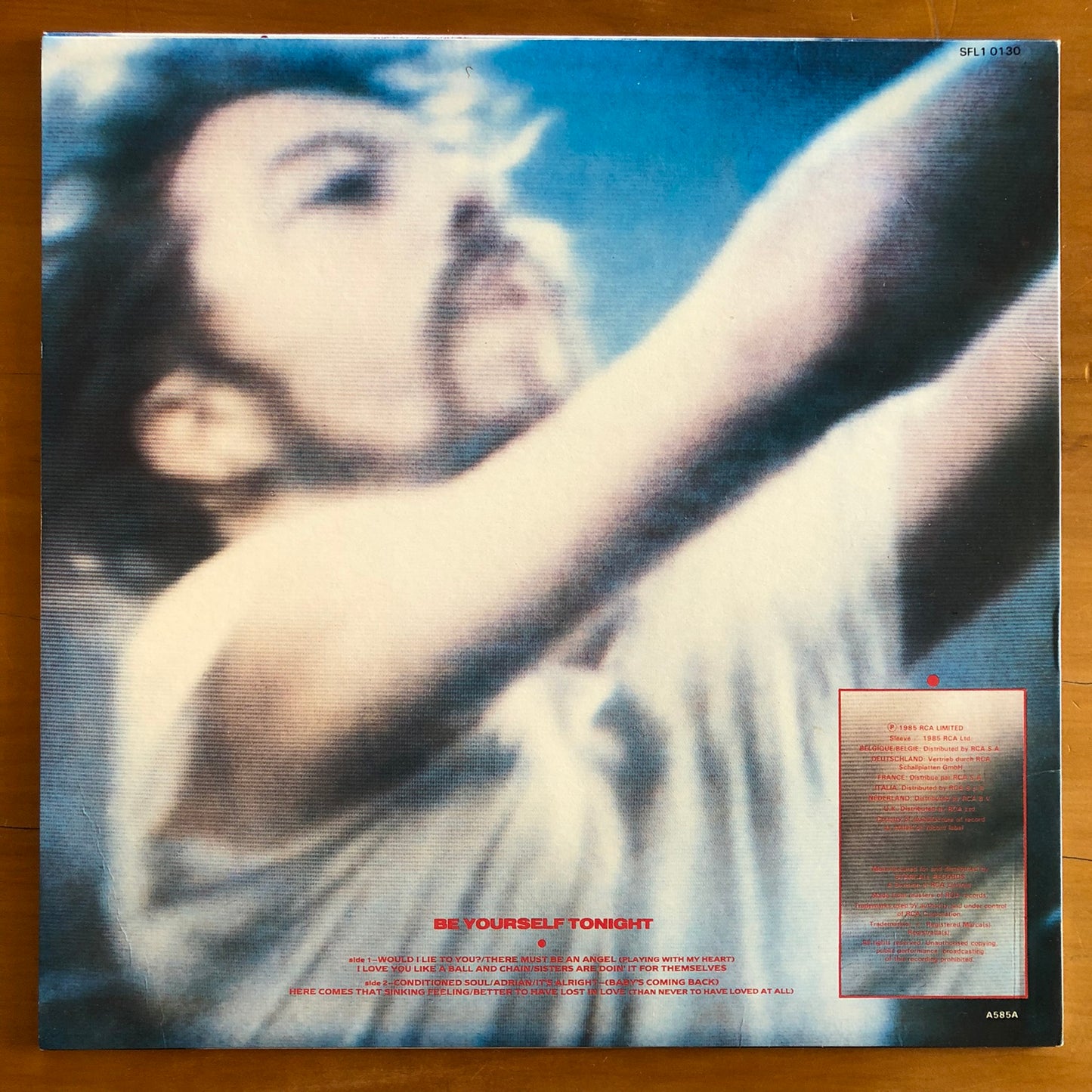 Eurythmics - Be Yourself Tonight