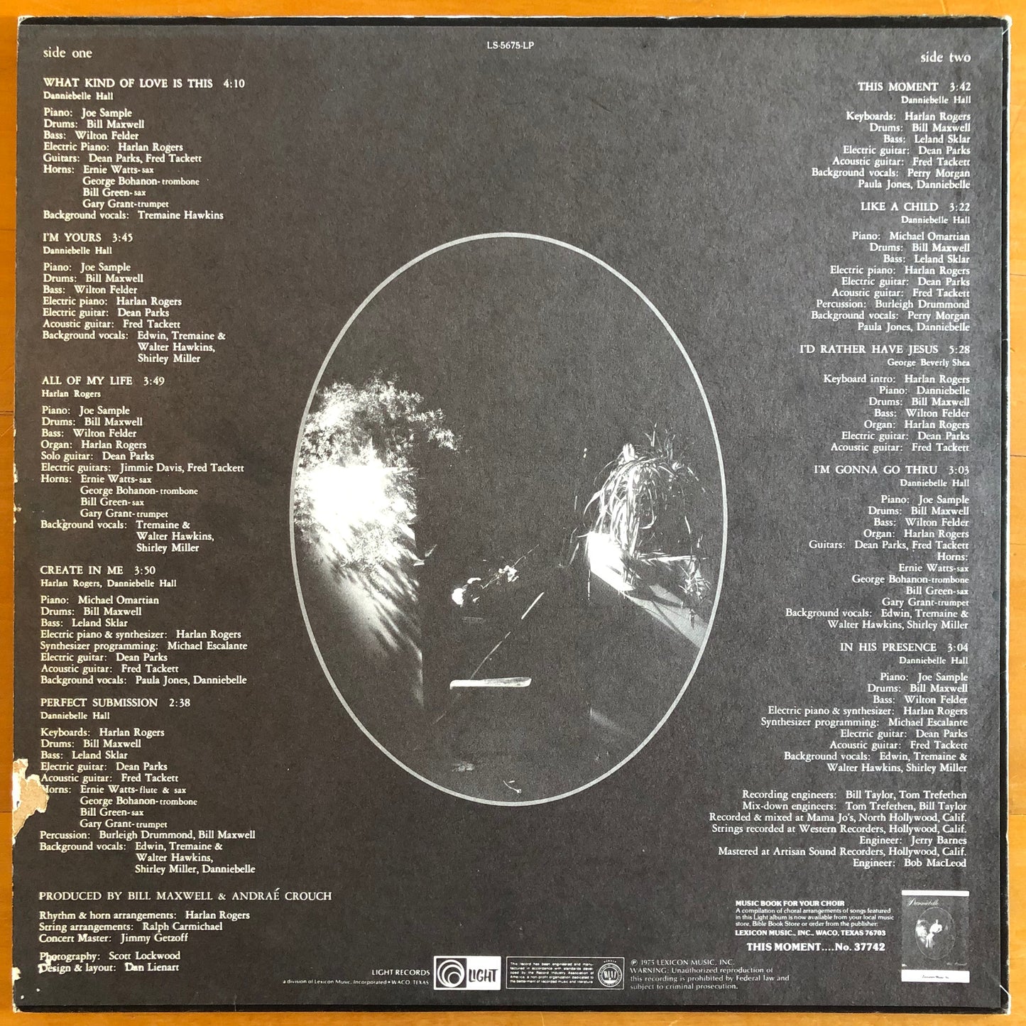 Danniebelle - This Moment