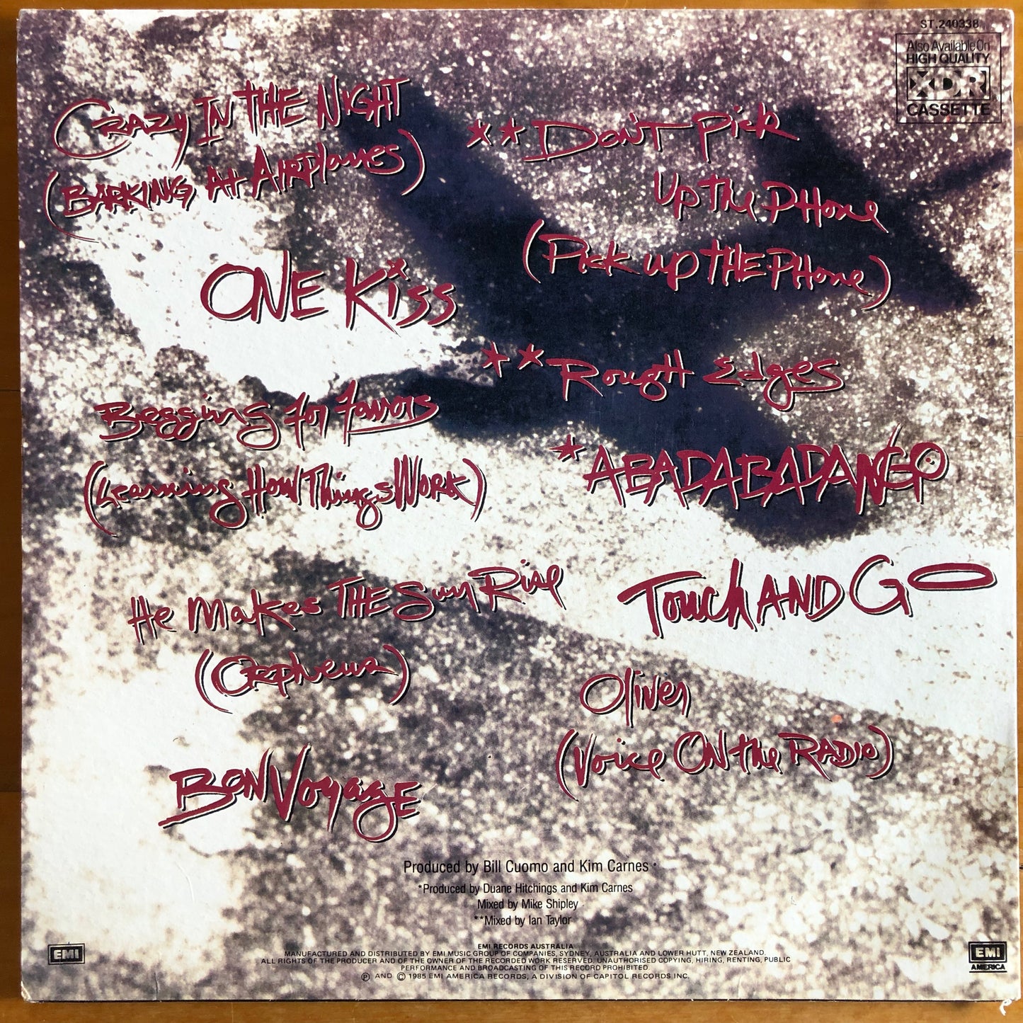 Kim Carnes - Barking at Airplanes