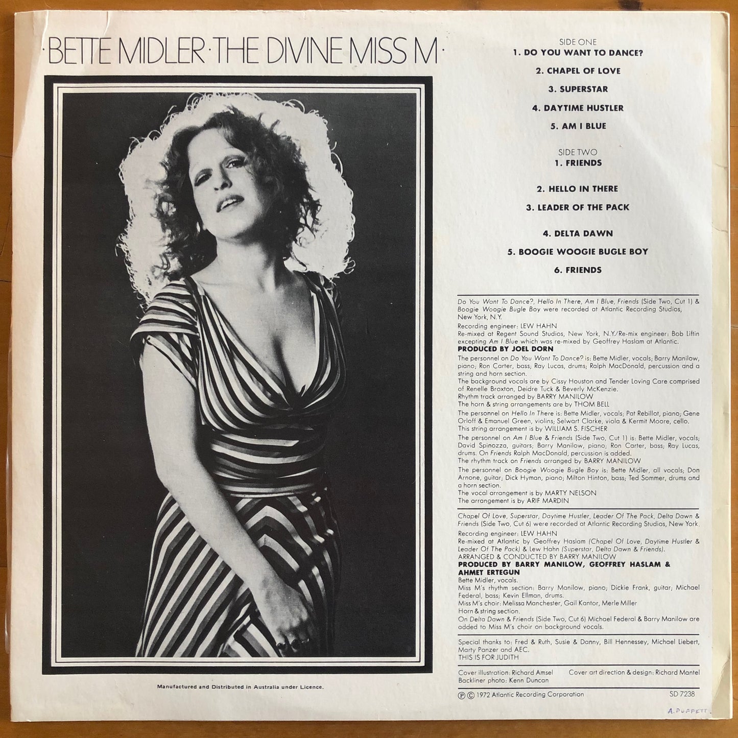Bette Midler - The Divine Miss M