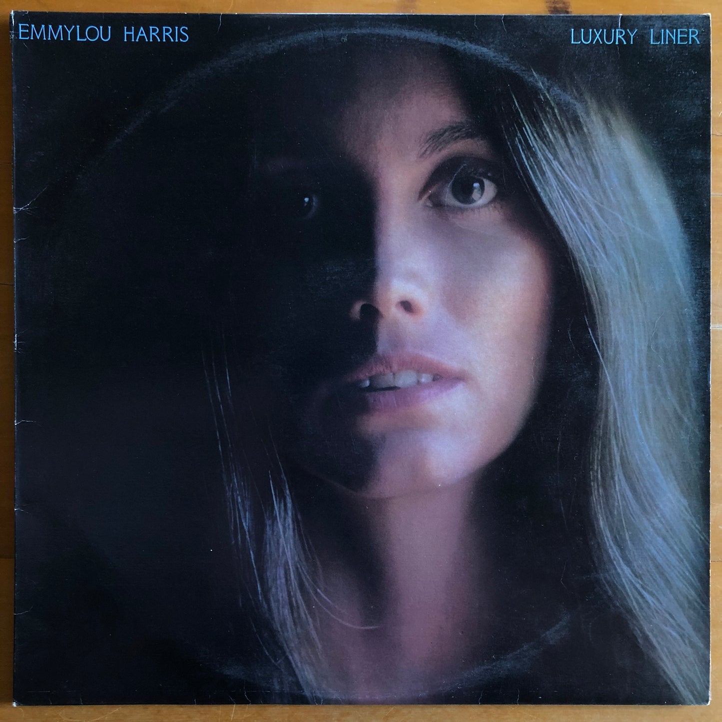 Emmylou Harris - Luxury Liner