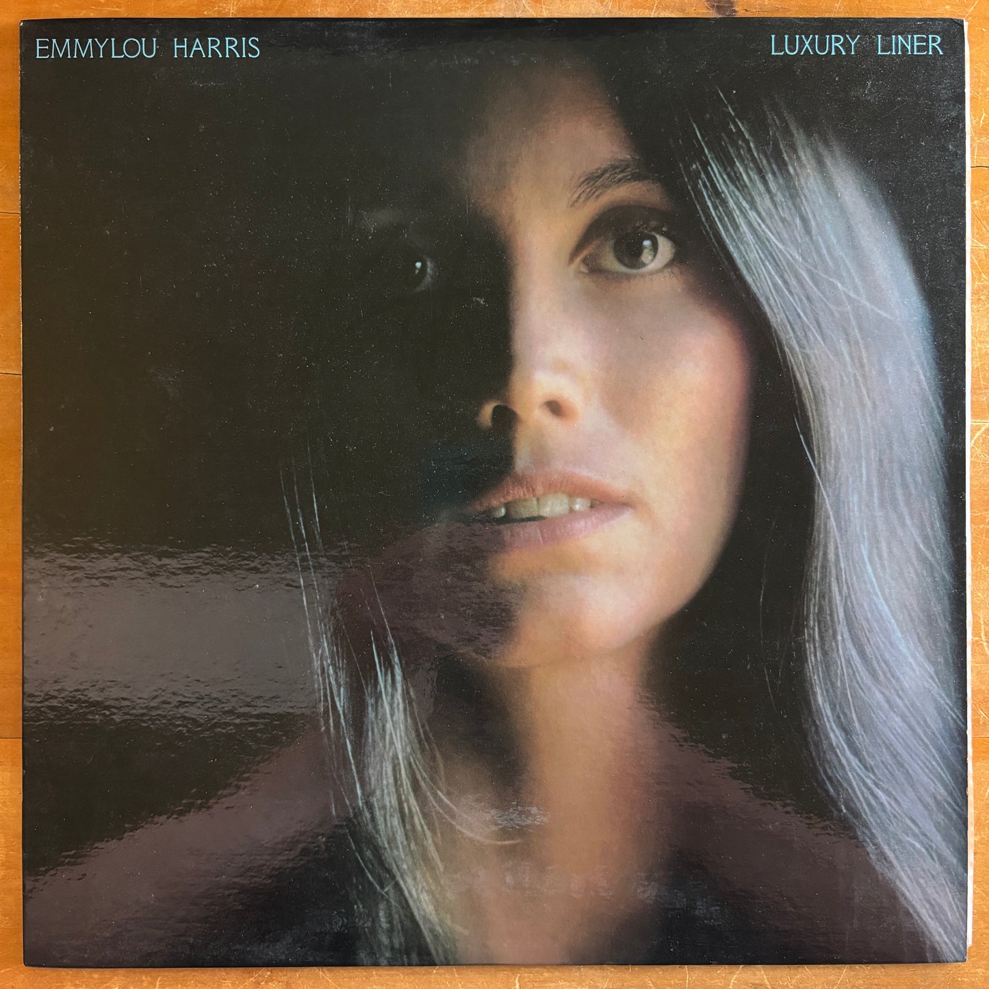 Emmylou Harris - Luxury Liner