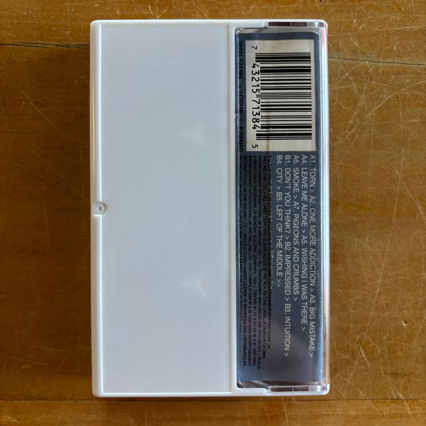 Natalie Imbruglia - Left Of The Middle (cassette)