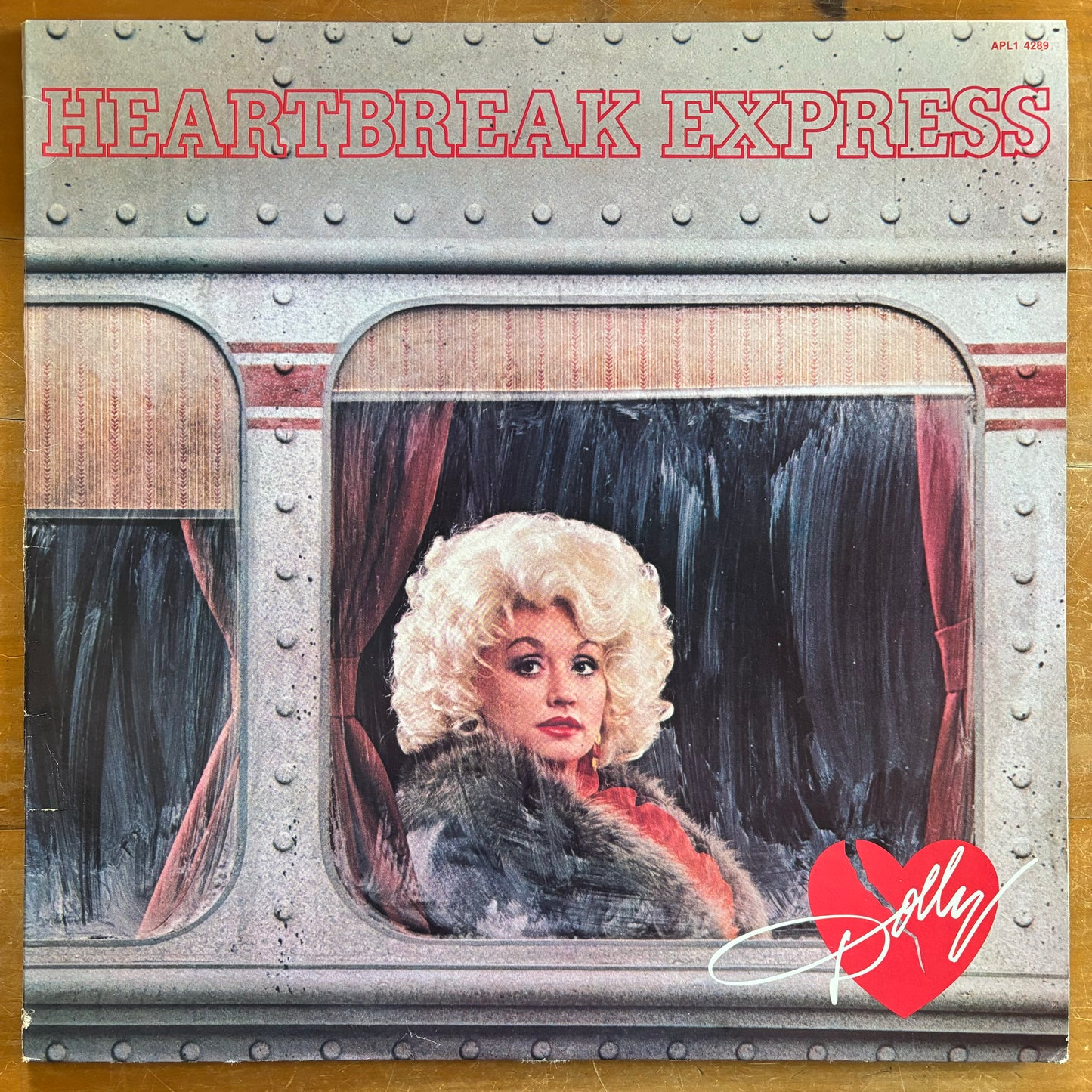 Dolly Parton - Heartbreak Express