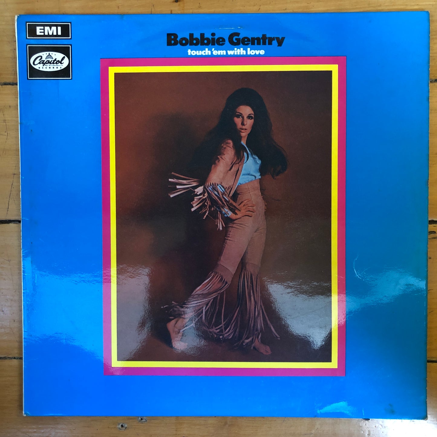 Bobbie Gentry - Touch 'Em With Love