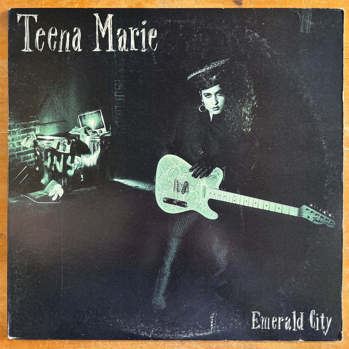 Teena Marie - Emerald City