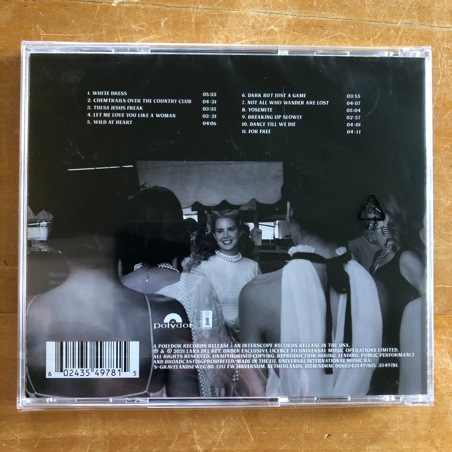 Lana Del Rey - Chemtrails Over The Country Club (CD)