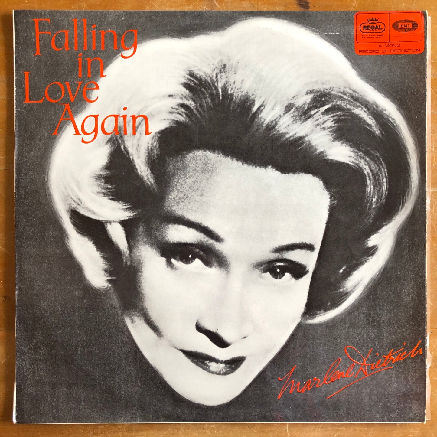 Marlene Dietrich - Falling In Love Again