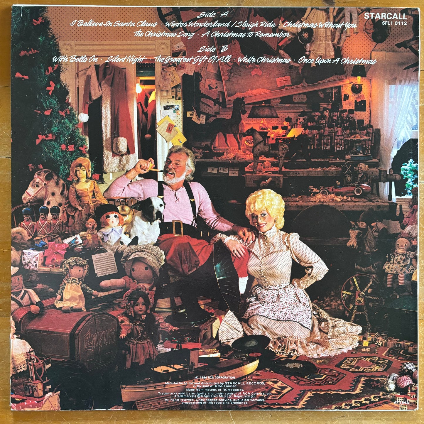 Dolly Parton & Kenny Rogers - Once Upon A Christmas