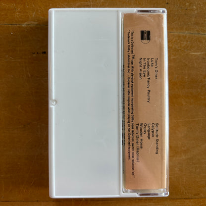 Suzanne Vega - Solitude Standing (Cassette)