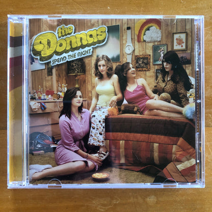 The Donnas - Spend The Night