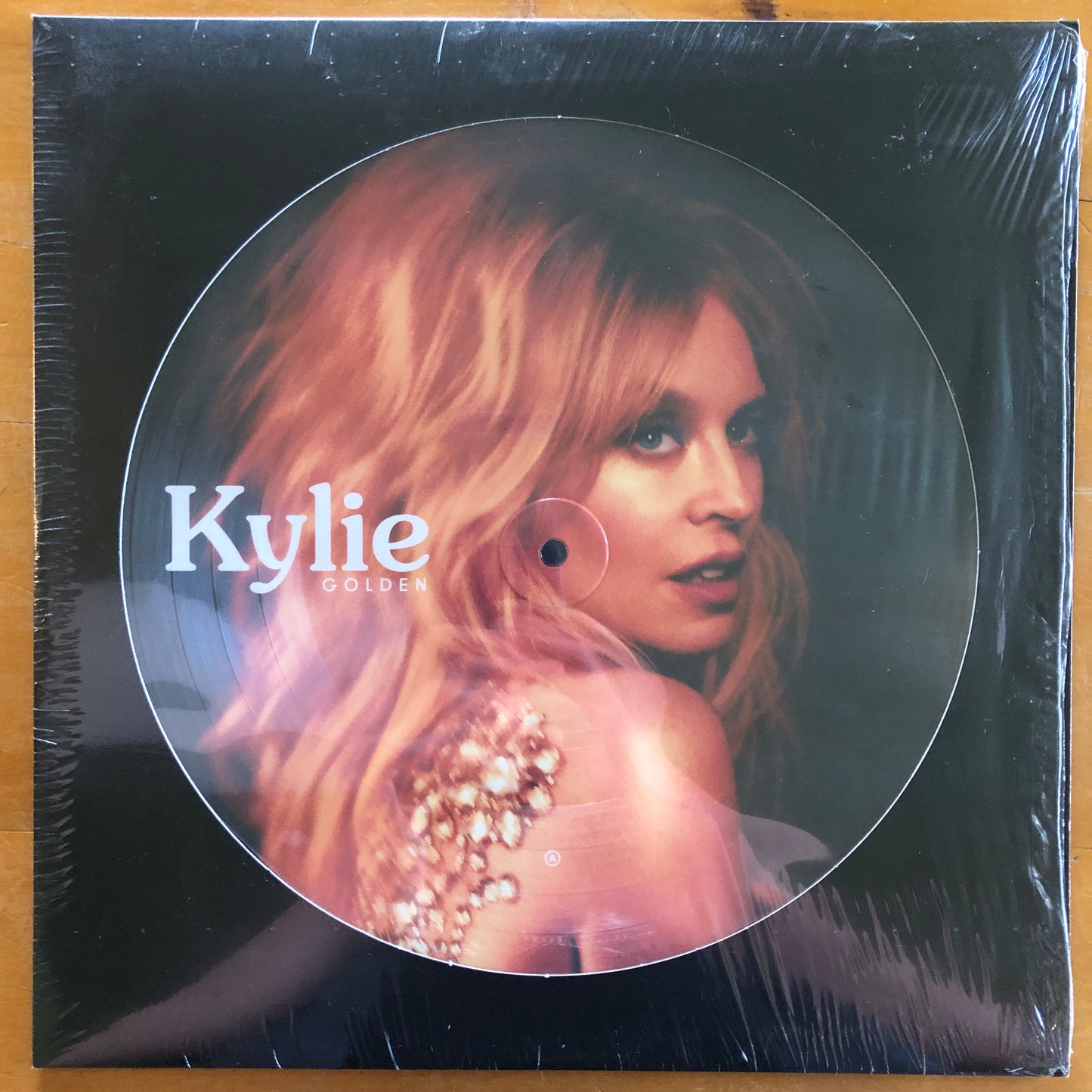 Kylie Minogue - Golden