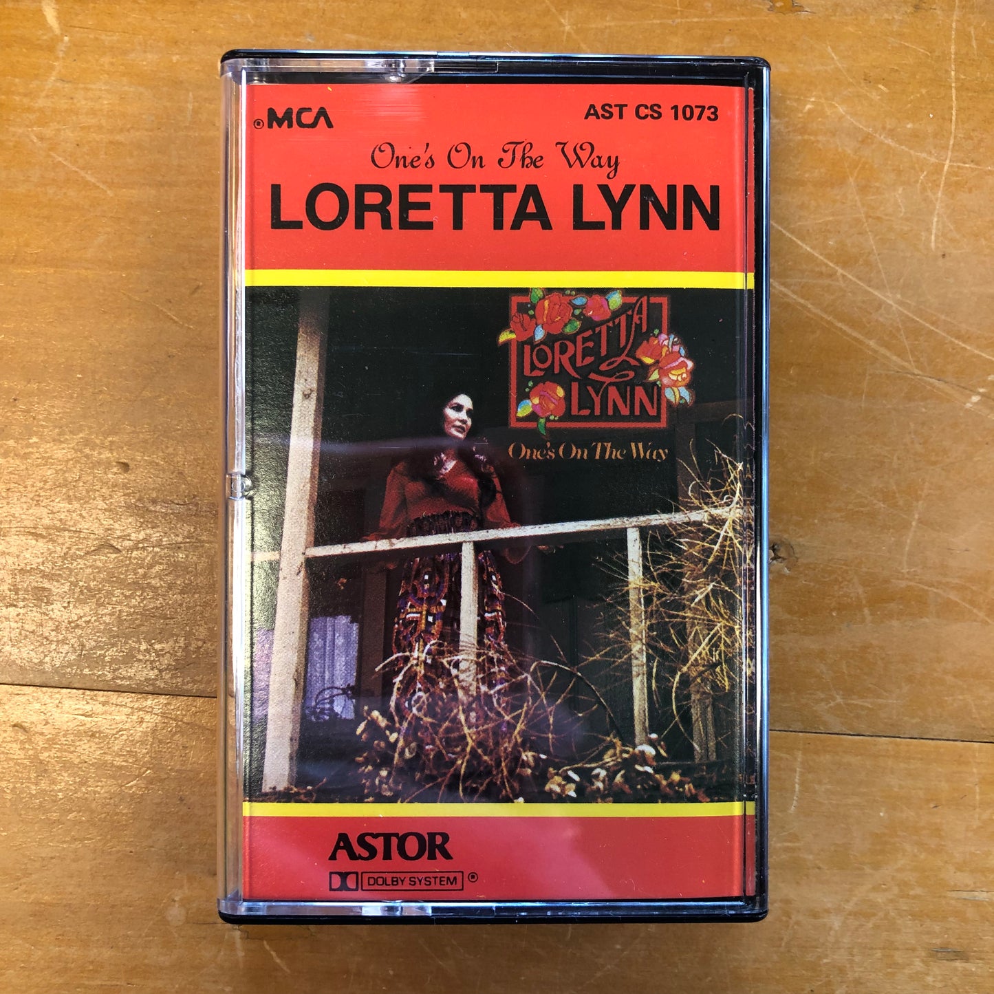 Loretta Lynn - One's On The Way