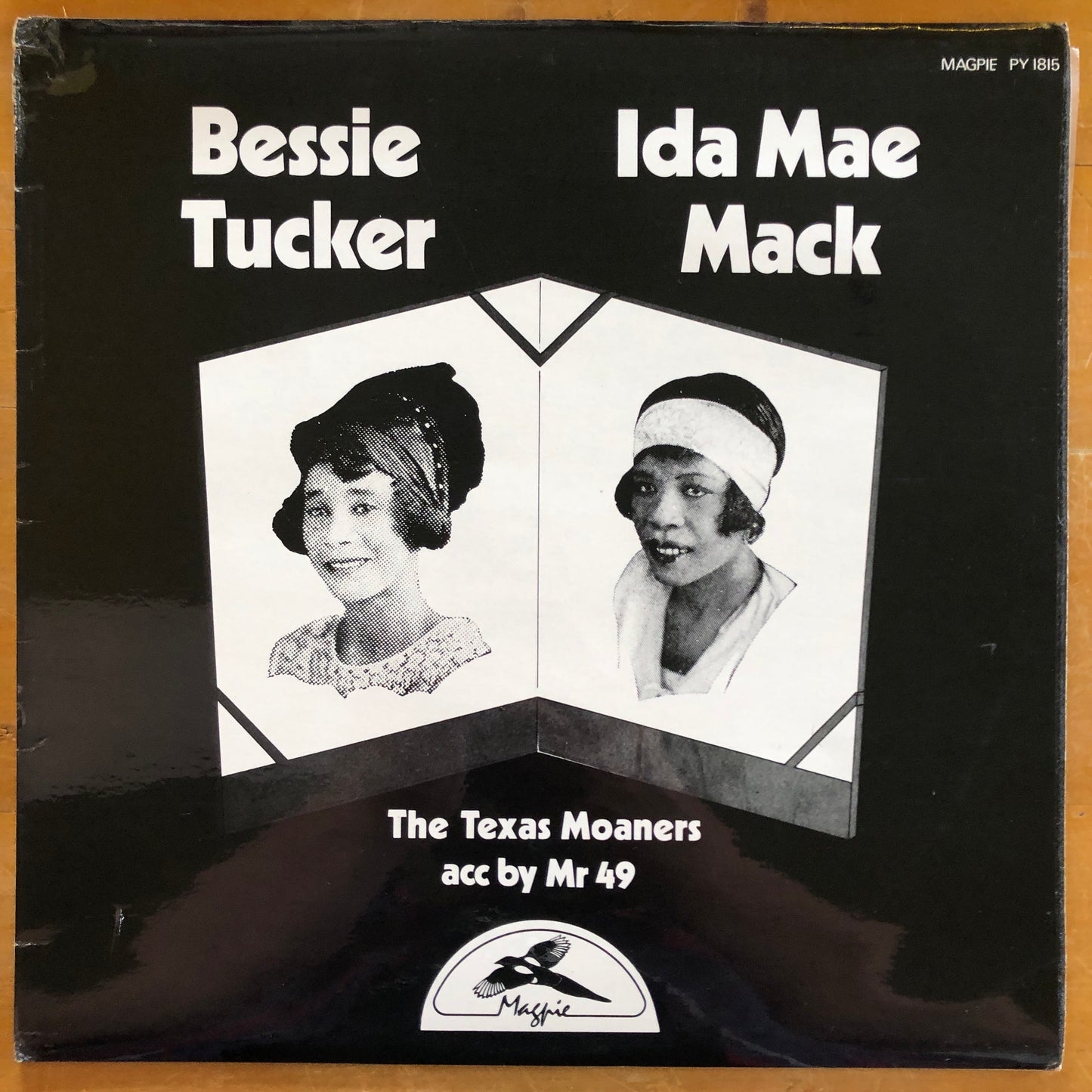 Bessie Tucker & Ida Mae Mack - The Texas Moaners