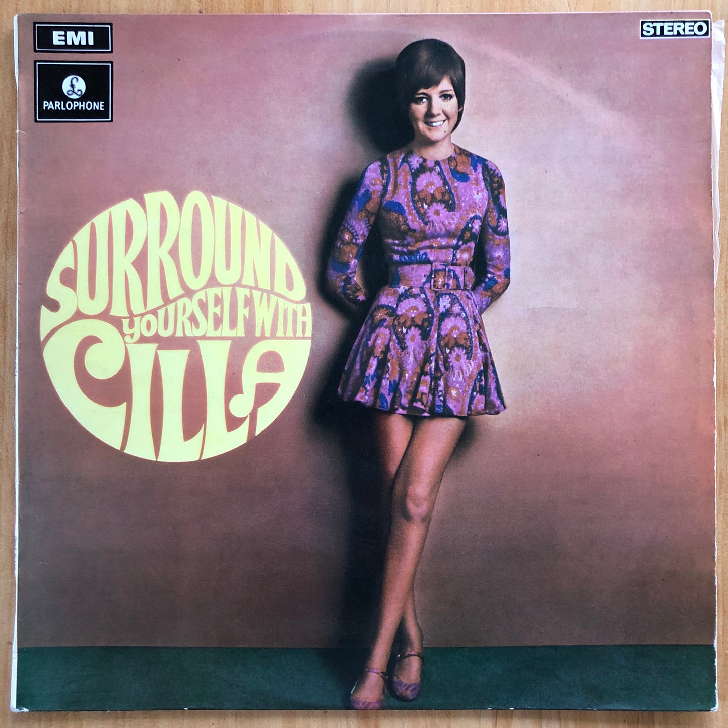 Cilla Black - Surround Yourself With Cilla