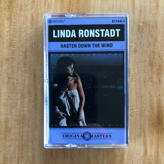 Linda Ronstadt - Hasten Down The Wind (cassette)