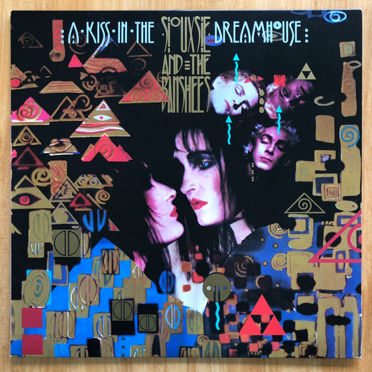 Siouxsie and the Banshees - A Kiss In The Dream House