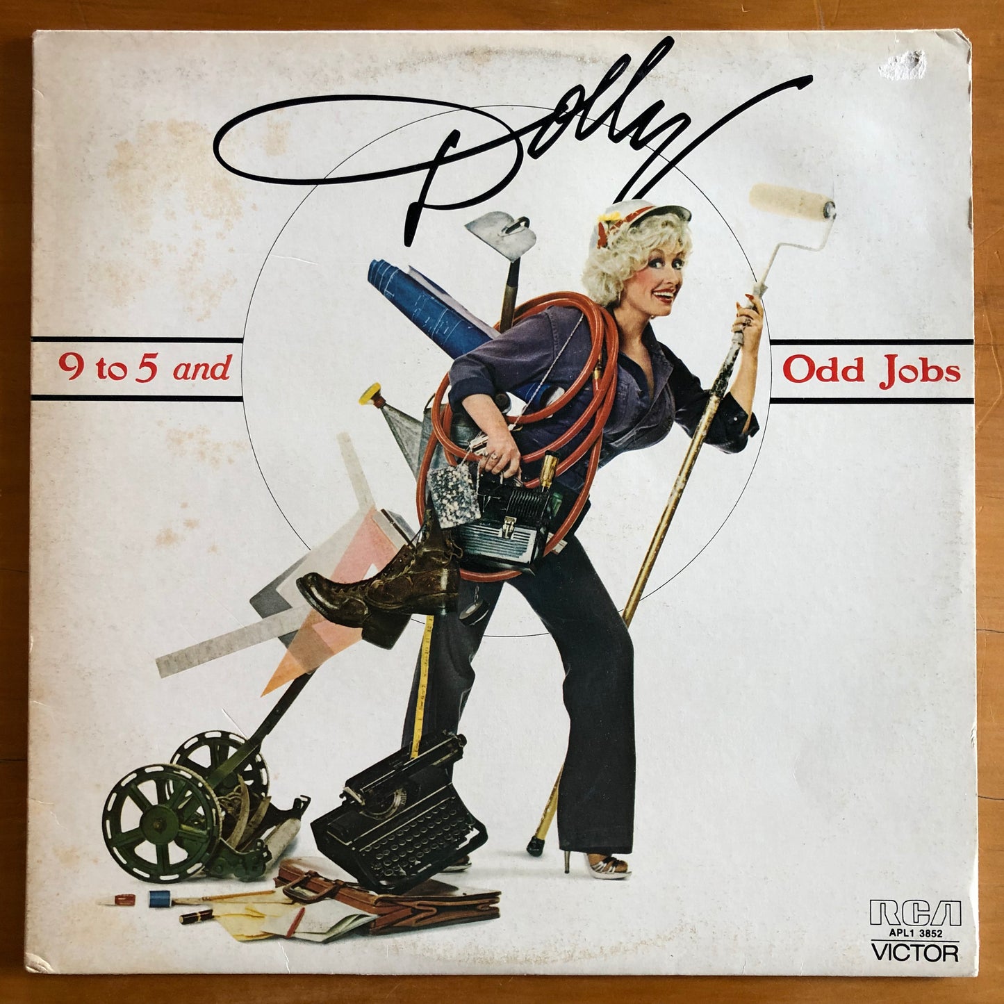 Dolly Parton - 9 to 5 and Odd Jobs