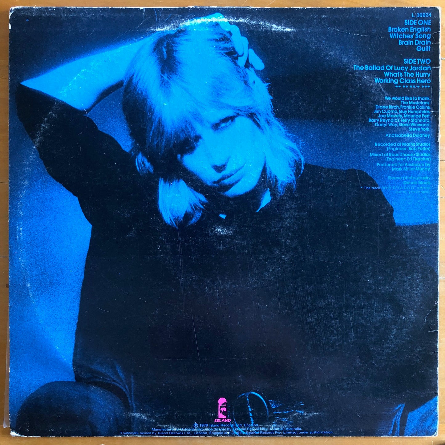 Marianne Faithfull - Broken English