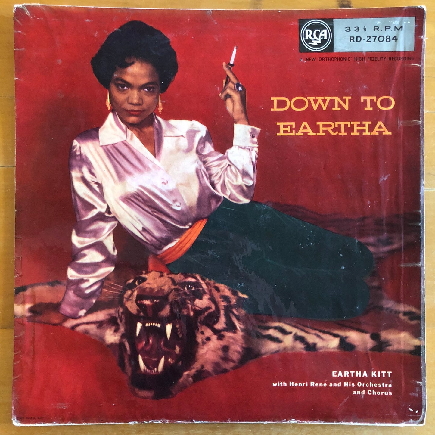 Eartha Kitt - Down To Eartha