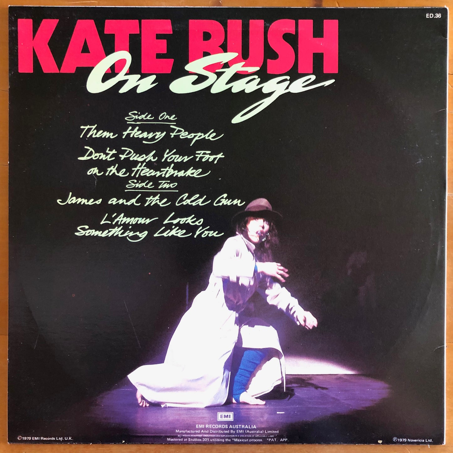 Kate Bush - On Stage (12" EP)